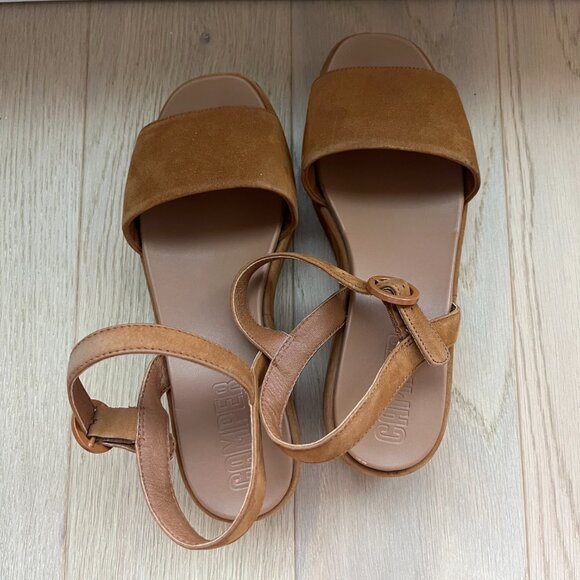 CAMPER | - Picture 2 of 10